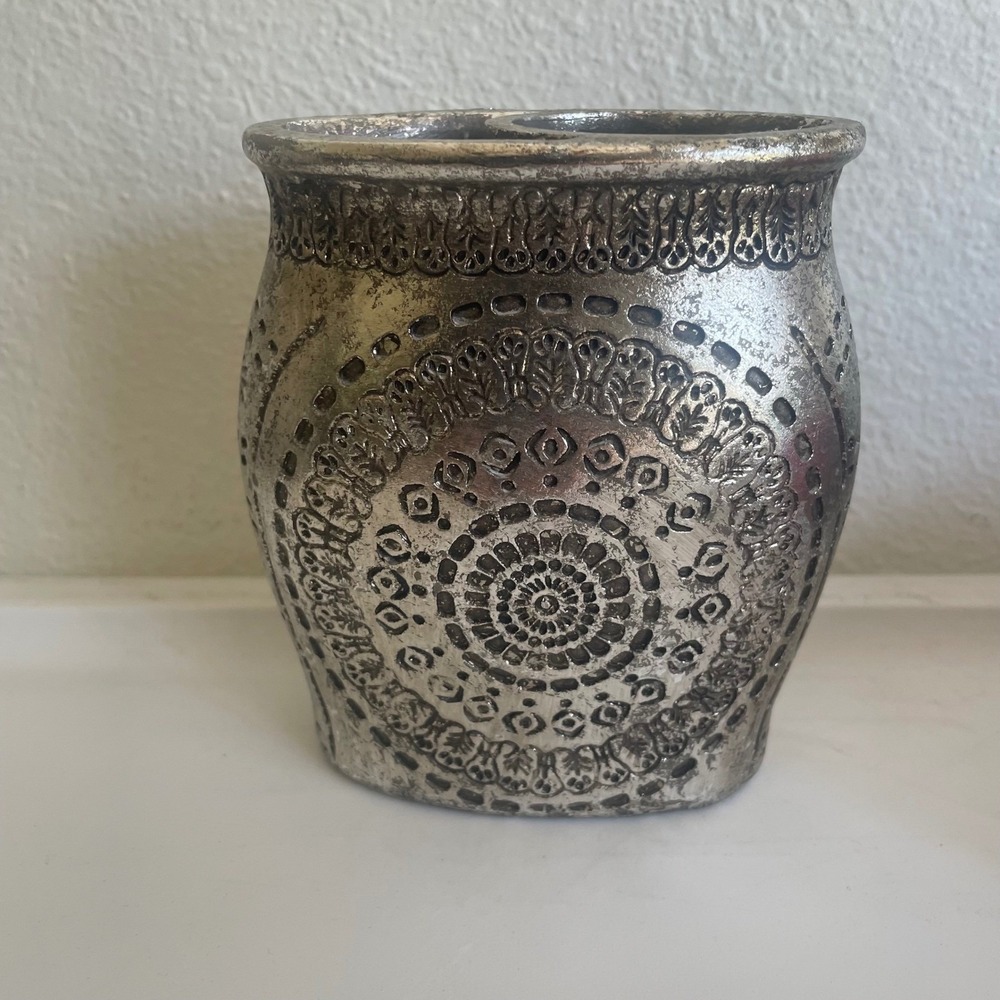 Aztec Mandala Resin Toothbrush Razor Holder SouthWestern Distressed‎ Silver Tone